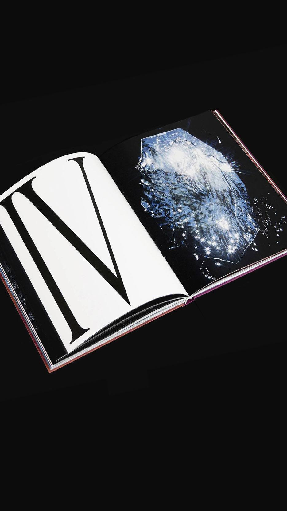 <p>Hidden Hills by Cornelia Thonhauser – Book</p>