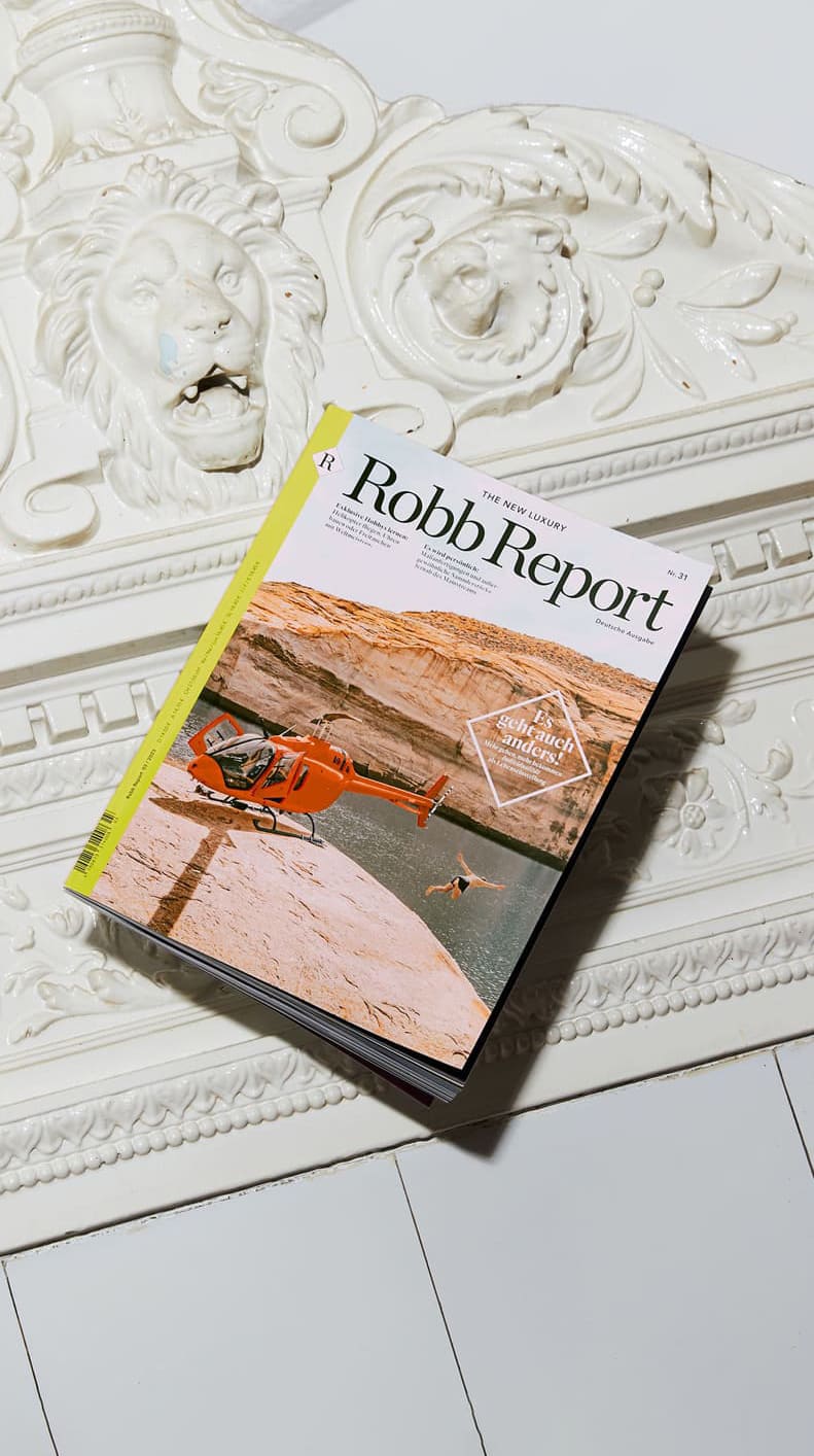 <p>Robb Report Redesign – Magazine</p>
